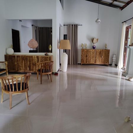Villa Lyvie Ayurvedic Hotel 탕갈레 외부 사진