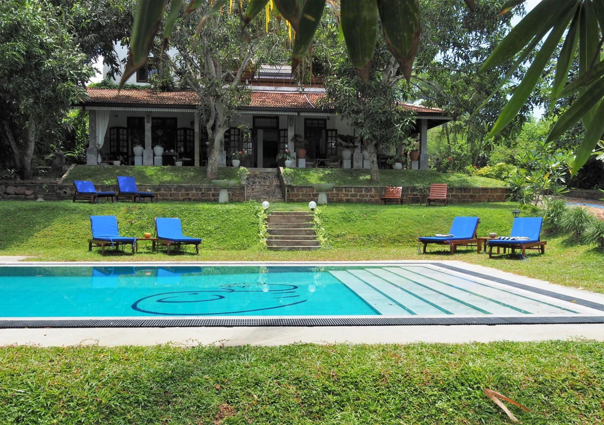Villa Lyvie Ayurvedic Hotel 탕갈레 외부 사진