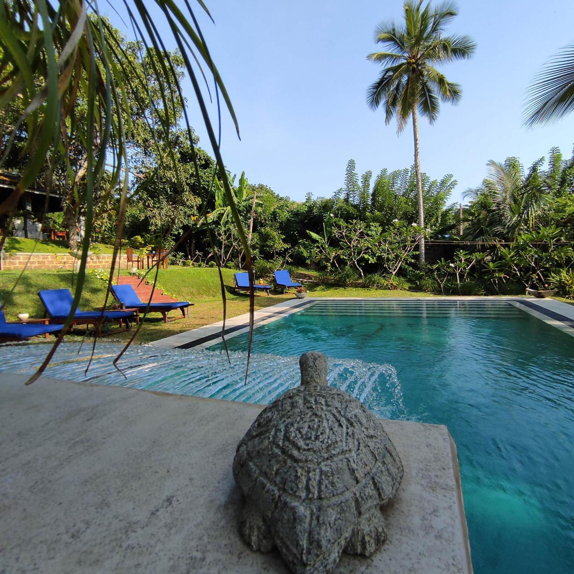 Villa Lyvie Ayurvedic Hotel 탕갈레 외부 사진