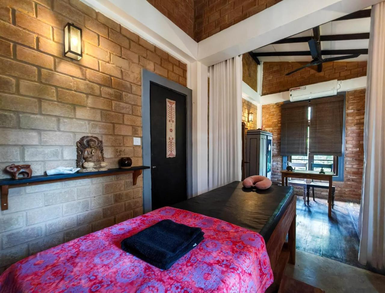Villa Lyvie Ayurvedic Hotel 탕갈레 외부 사진