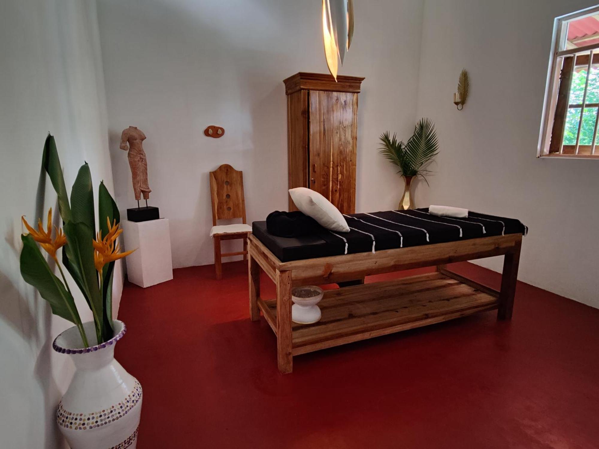 Villa Lyvie Ayurvedic Hotel 탕갈레 외부 사진