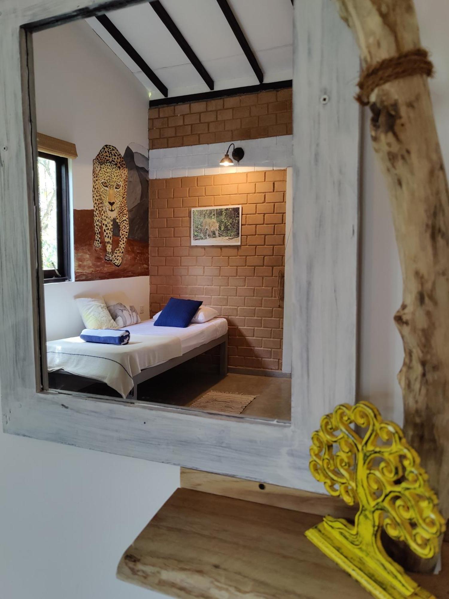 Villa Lyvie Ayurvedic Hotel 탕갈레 외부 사진